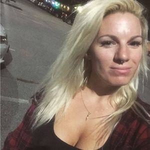 Meet your Posher, Renee